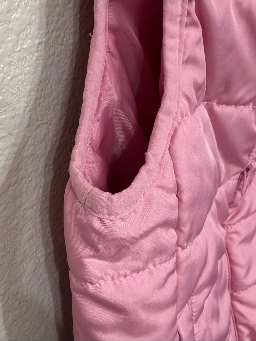Disney Minnie Mouse Pink Sequin Puffer Vest 2T Flaw